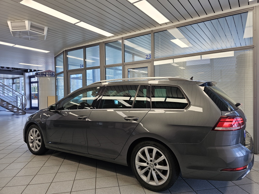 VW Golf Variant bei Hoffmann Automobile in Wolfsburg kaufen und sofort mitnehmen - Bild 25