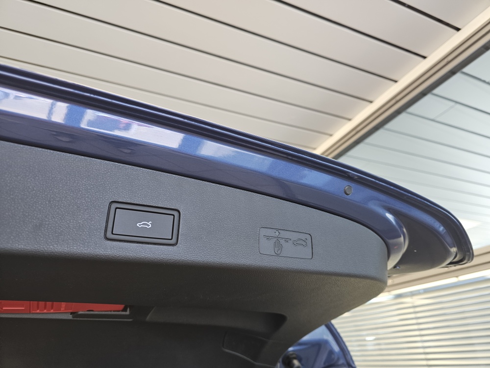 VW Golf Variant bei Hoffmann Automobile in Wolfsburg kaufen und sofort mitnehmen - Bild 3