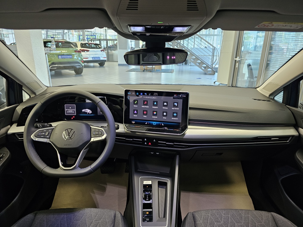 VW Golf Variant bei Hoffmann Automobile in Wolfsburg kaufen und sofort mitnehmen - Bild 9