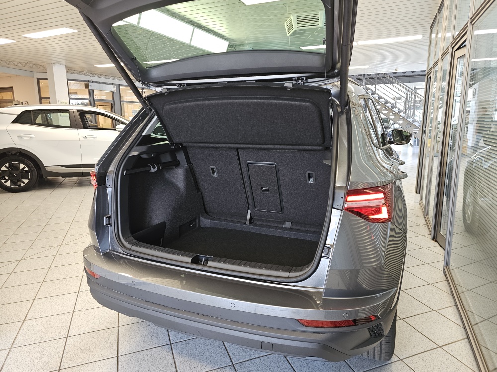 Skoda Karoq bei Hoffmann Automobile in Wolfsburg kaufen und sofort mitnehmen - Bild 2