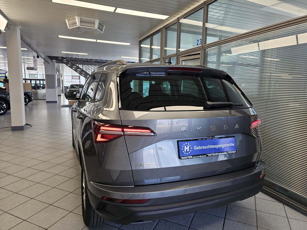 Skoda Karoq bei Hoffmann Automobile in Wolfsburg kaufen und sofort mitnehmen - Bild 4