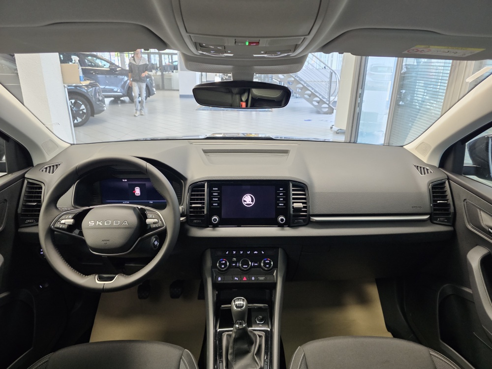 Skoda Karoq bei Hoffmann Automobile in Wolfsburg kaufen und sofort mitnehmen - Bild 6