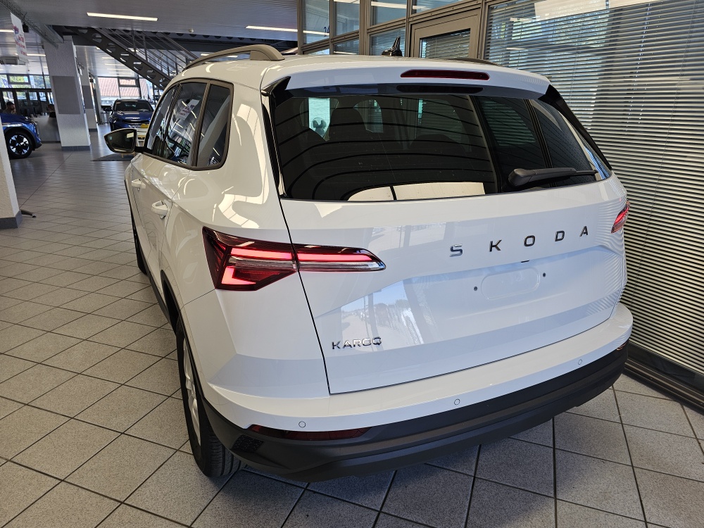 Skoda Karoq bei Hoffmann Automobile in Wolfsburg kaufen und sofort mitnehmen - Bild 4