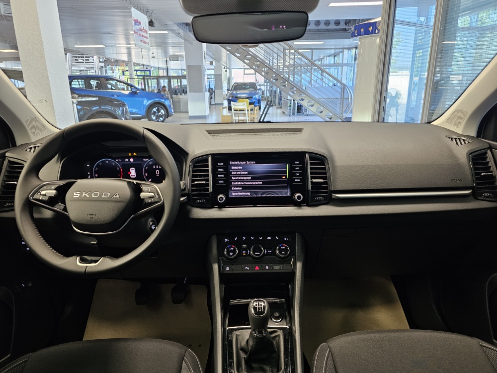 Skoda Karoq bei Hoffmann Automobile in Wolfsburg kaufen und sofort mitnehmen - Bild 7