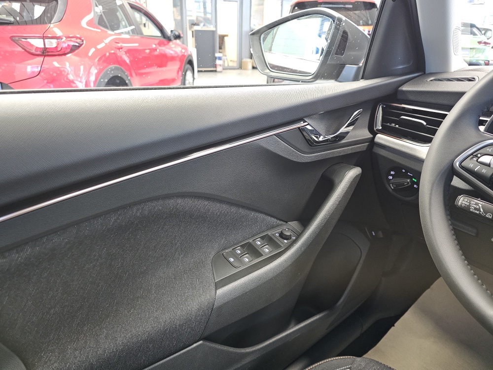 Skoda Kamiq bei Hoffmann Automobile in Wolfsburg kaufen und sofort mitnehmen - Bild 22