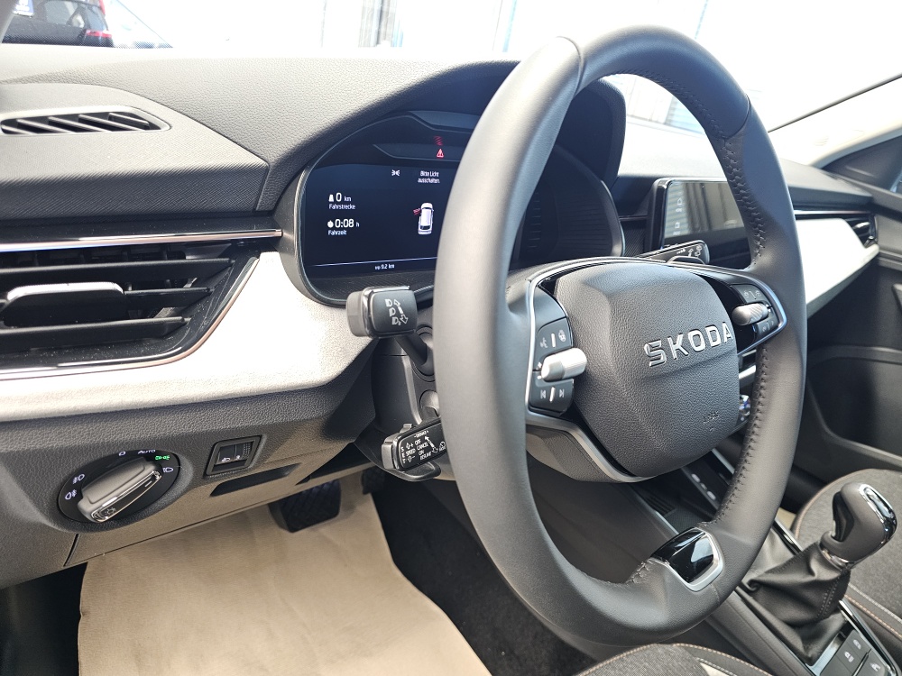 Skoda Kamiq bei Hoffmann Automobile in Wolfsburg kaufen und sofort mitnehmen - Bild 24