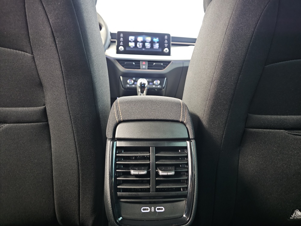 Skoda Kamiq bei Hoffmann Automobile in Wolfsburg kaufen und sofort mitnehmen - Bild 7