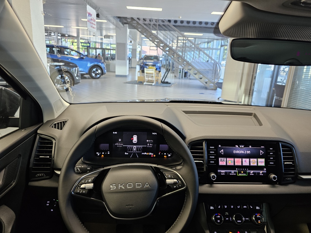 Skoda Karoq bei Hoffmann Automobile in Wolfsburg kaufen und sofort mitnehmen - Bild 22