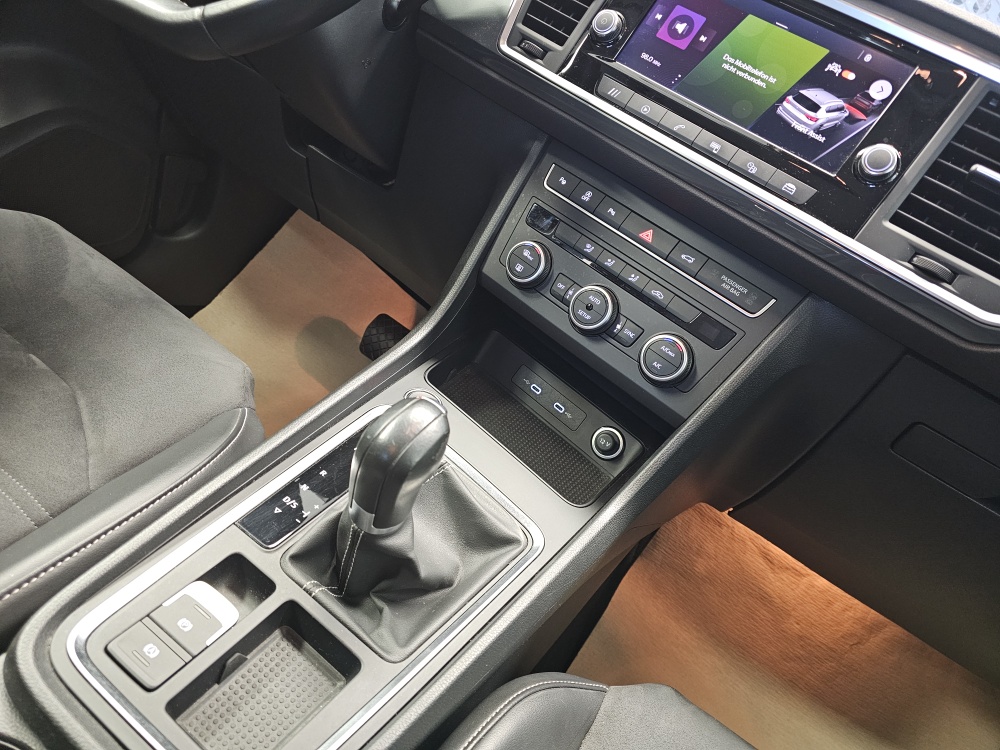 Seat Ateca bei Hoffmann Automobile in Wolfsburg kaufen und sofort mitnehmen - Bild 10