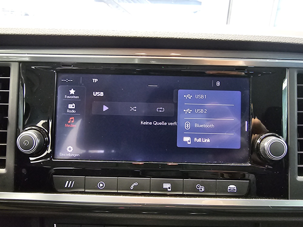 Seat Ateca bei Hoffmann Automobile in Wolfsburg kaufen und sofort mitnehmen - Bild 13