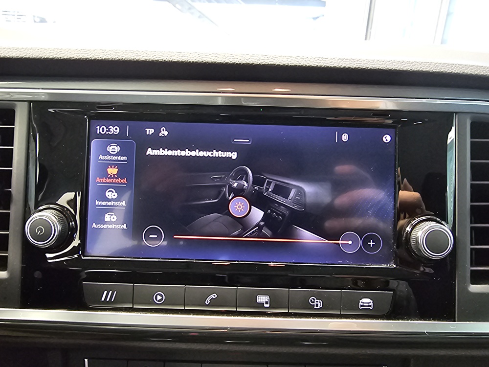 Seat Ateca bei Hoffmann Automobile in Wolfsburg kaufen und sofort mitnehmen - Bild 16