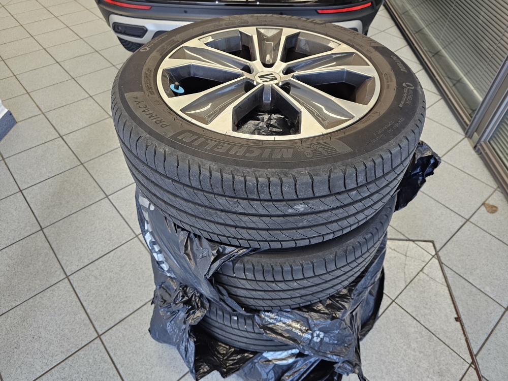 Seat Ateca bei Hoffmann Automobile in Wolfsburg kaufen und sofort mitnehmen - Bild 4