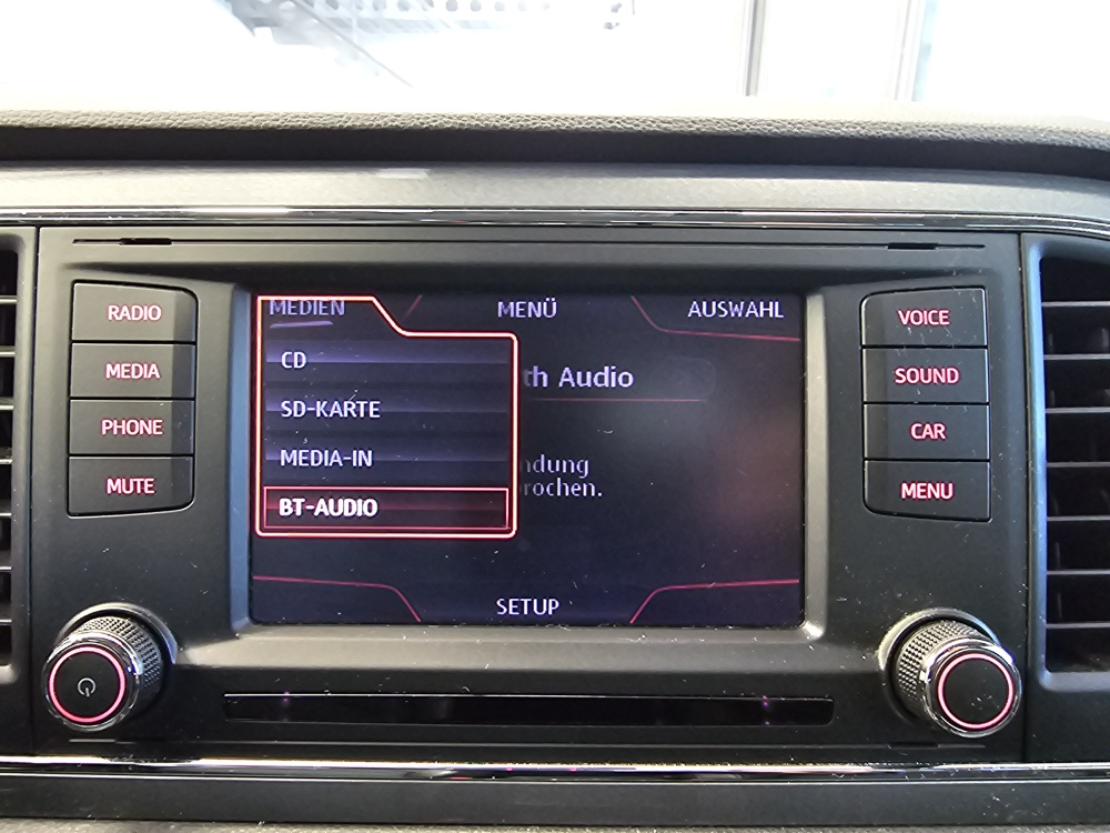 Seat Leon bei Hoffmann Automobile in Wolfsburg kaufen und sofort mitnehmen - Bild 12