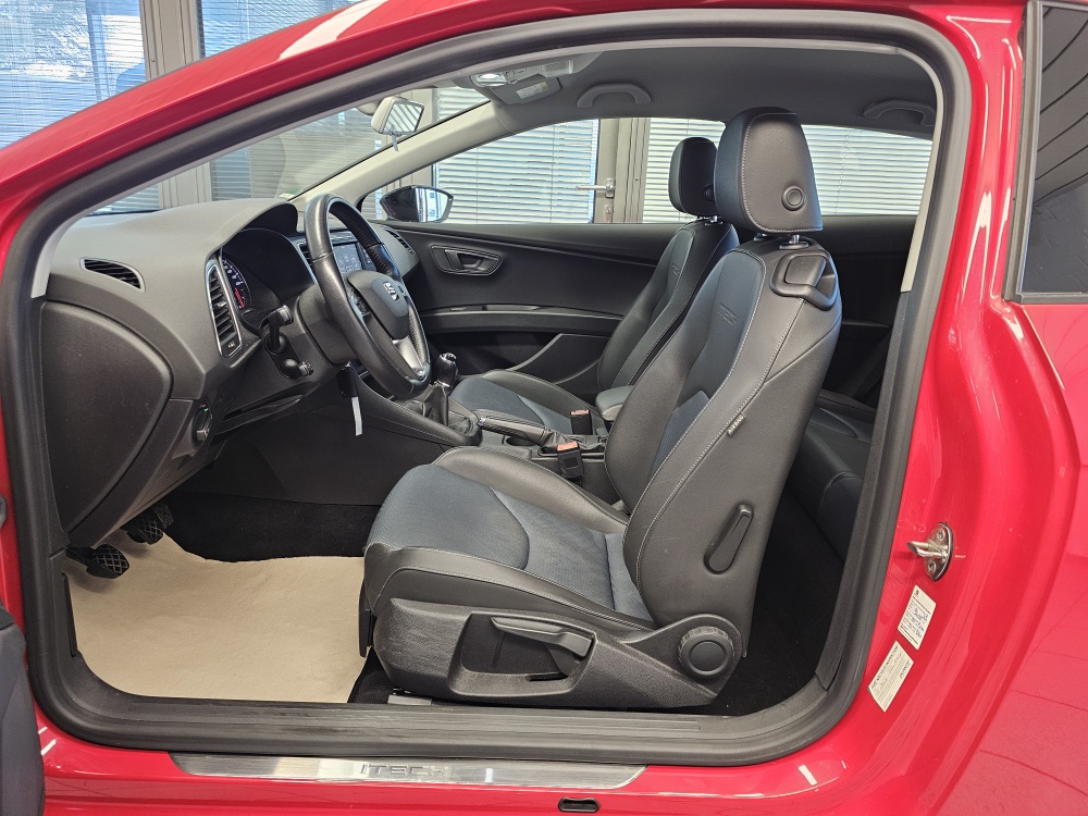 Seat Leon bei Hoffmann Automobile in Wolfsburg kaufen und sofort mitnehmen - Bild 19