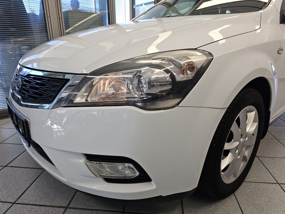 Kia Ceed bei Hoffmann Automobile in Wolfsburg kaufen und sofort mitnehmen - Bild 17