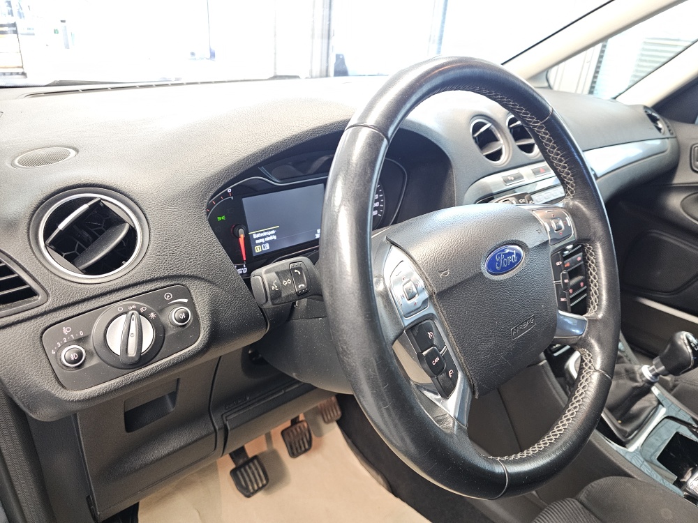 Ford Galaxy bei Hoffmann Automobile in Wolfsburg kaufen und sofort mitnehmen - Bild 17