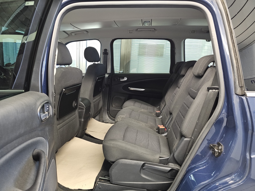 Ford Galaxy bei Hoffmann Automobile in Wolfsburg kaufen und sofort mitnehmen - Bild 4