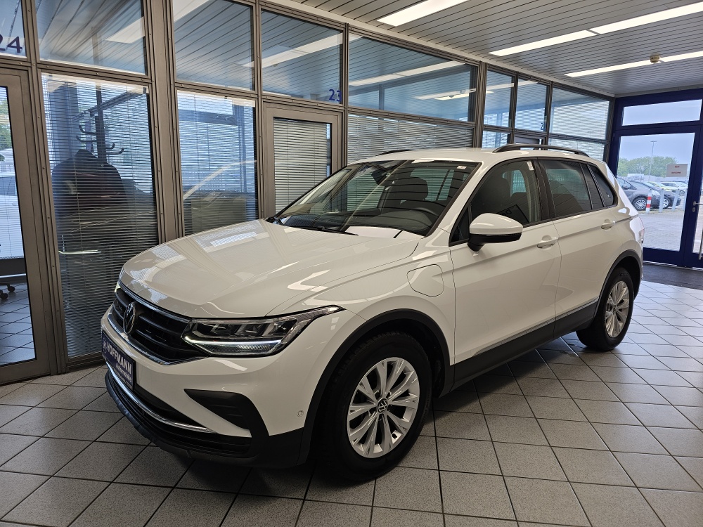 VW Tiguan Life für nur 24.800,- € bei Hoffmann Automobile in Wolfsburg kaufen und sofort mitnehmen
