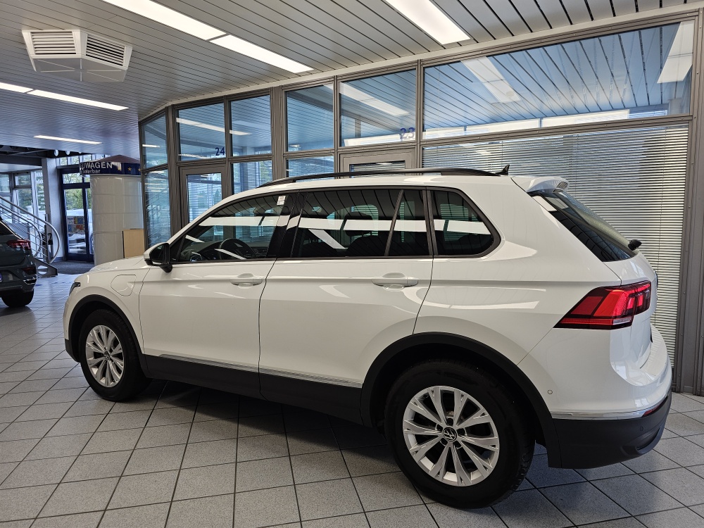 VW Tiguan bei Hoffmann Automobile in Wolfsburg kaufen und sofort mitnehmen - Bild 26
