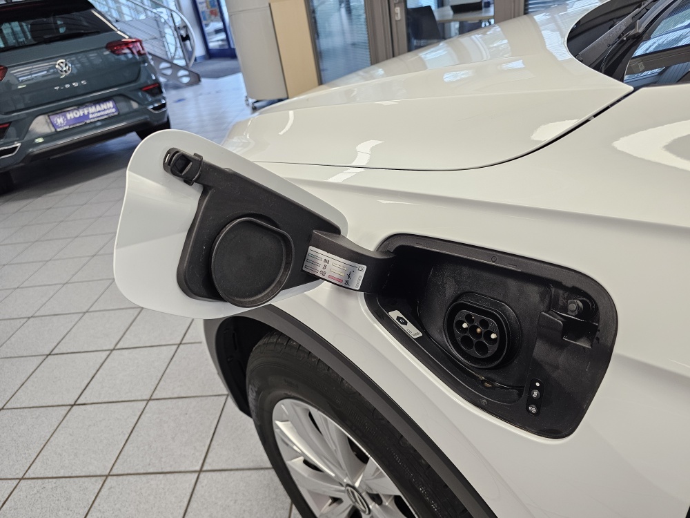 VW Tiguan bei Hoffmann Automobile in Wolfsburg kaufen und sofort mitnehmen - Bild 30