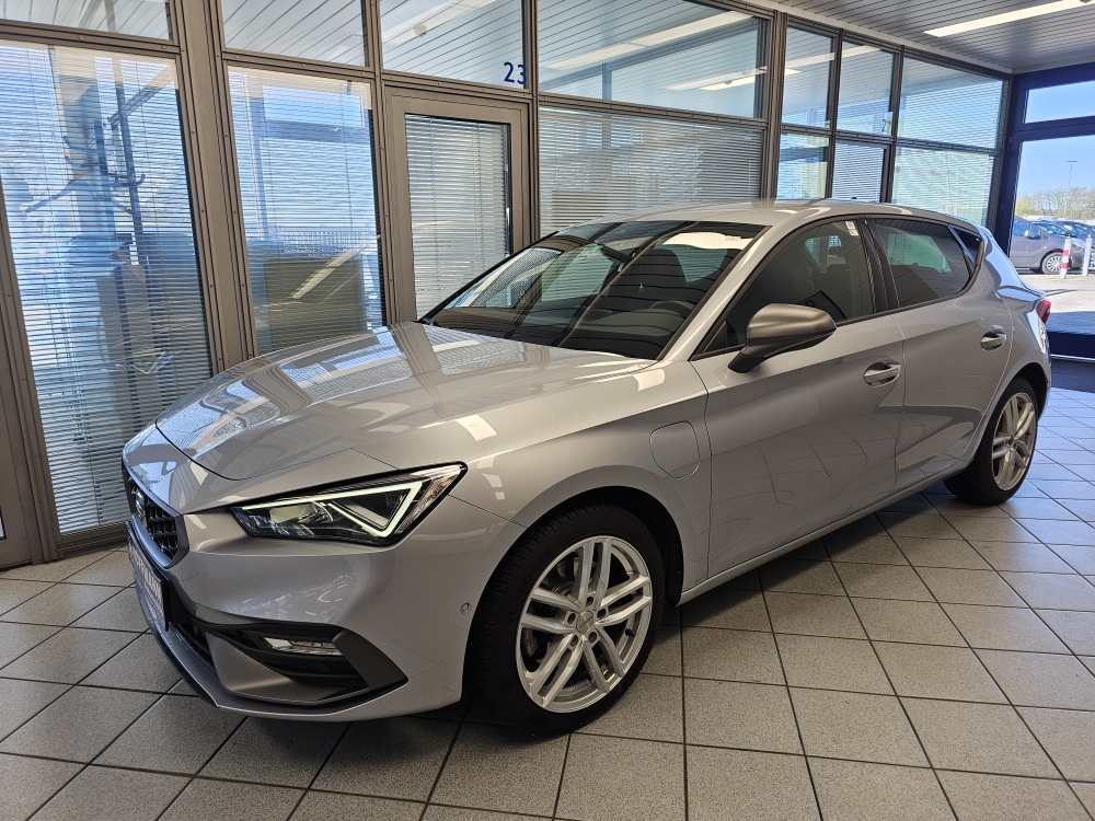 Seat Leon FR für nur 20.400,- € bei Hoffmann Automobile in Wolfsburg kaufen und sofort mitnehmen
