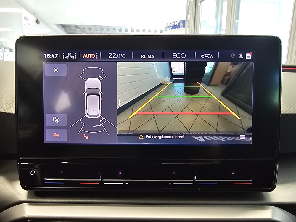 Seat Leon bei Hoffmann Automobile in Wolfsburg kaufen und sofort mitnehmen - Bild 20