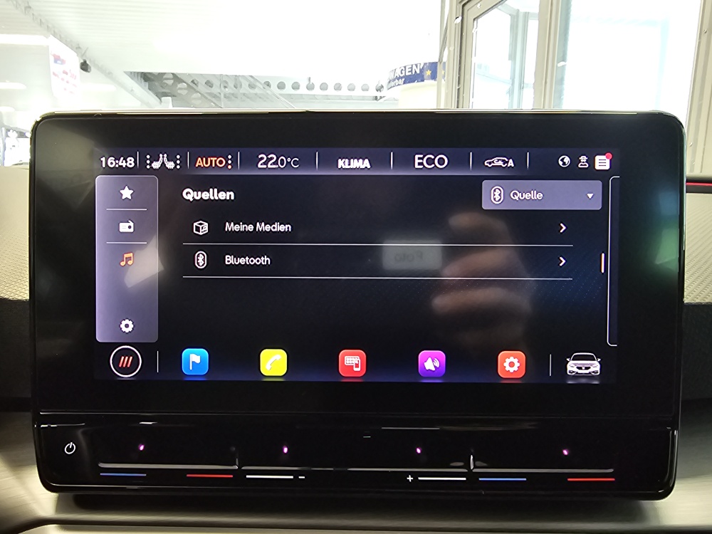 Seat Leon bei Hoffmann Automobile in Wolfsburg kaufen und sofort mitnehmen - Bild 24