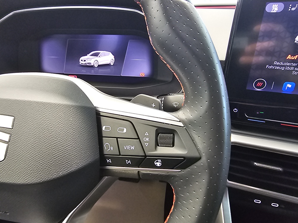 Seat Leon bei Hoffmann Automobile in Wolfsburg kaufen und sofort mitnehmen - Bild 25