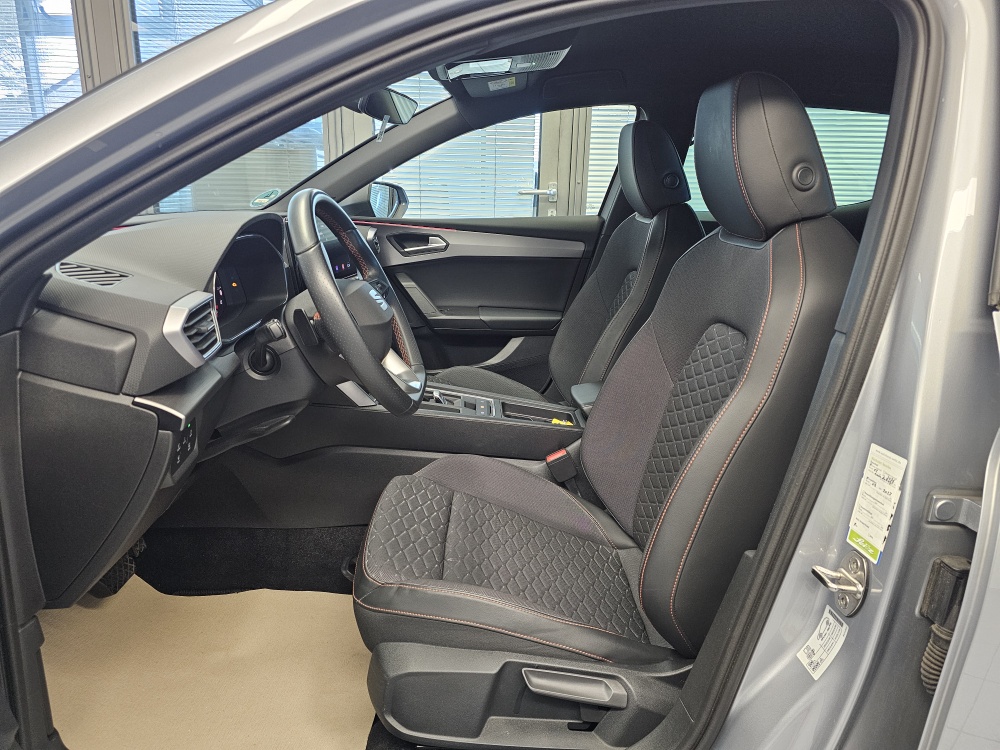 Seat Leon bei Hoffmann Automobile in Wolfsburg kaufen und sofort mitnehmen - Bild 30