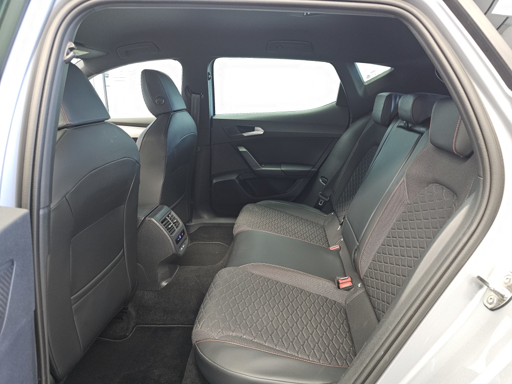 Seat Leon bei Hoffmann Automobile in Wolfsburg kaufen und sofort mitnehmen - Bild 7