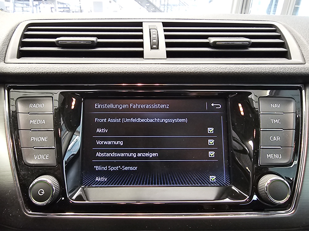 Skoda Fabia bei Hoffmann Automobile in Wolfsburg kaufen und sofort mitnehmen - Bild 10