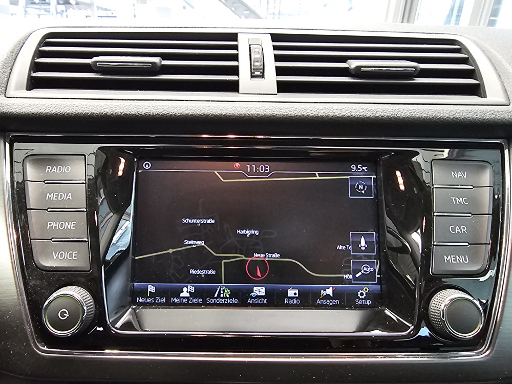 Skoda Fabia bei Hoffmann Automobile in Wolfsburg kaufen und sofort mitnehmen - Bild 11