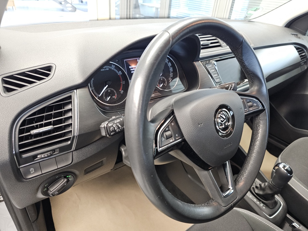 Skoda Fabia bei Hoffmann Automobile in Wolfsburg kaufen und sofort mitnehmen - Bild 18