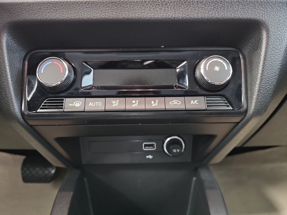 Skoda Fabia bei Hoffmann Automobile in Wolfsburg kaufen und sofort mitnehmen - Bild 7