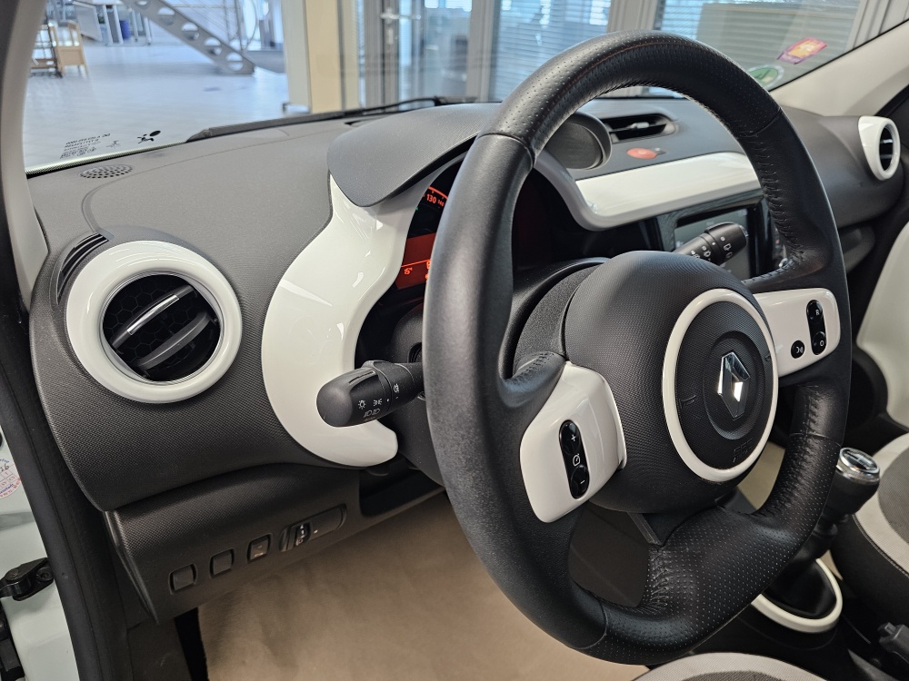 Renault Twingo bei Hoffmann Automobile in Wolfsburg kaufen und sofort mitnehmen - Bild 15