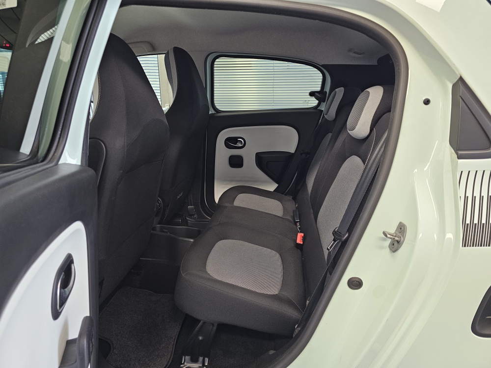 Renault Twingo bei Hoffmann Automobile in Wolfsburg kaufen und sofort mitnehmen - Bild 4