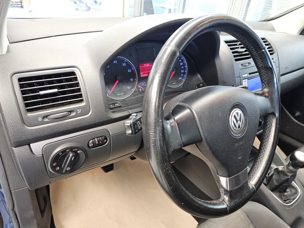 VW Golf bei Hoffmann Automobile in Wolfsburg kaufen und sofort mitnehmen - Bild 11