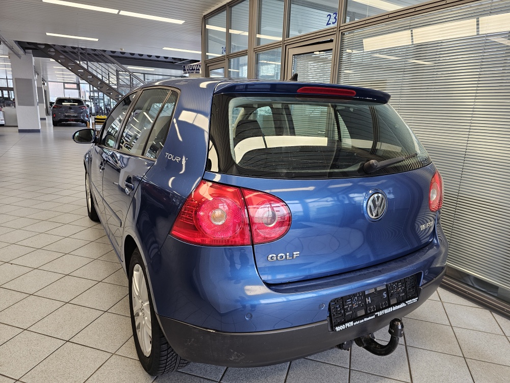 VW Golf bei Hoffmann Automobile in Wolfsburg kaufen und sofort mitnehmen - Bild 4