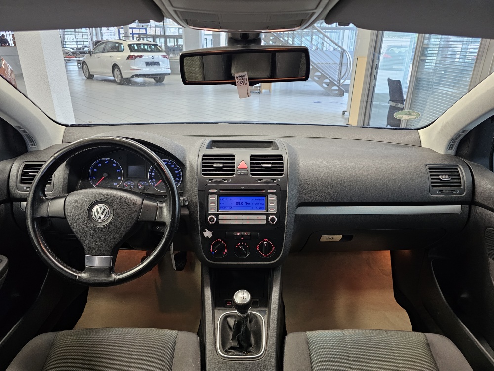 VW Golf bei Hoffmann Automobile in Wolfsburg kaufen und sofort mitnehmen - Bild 6