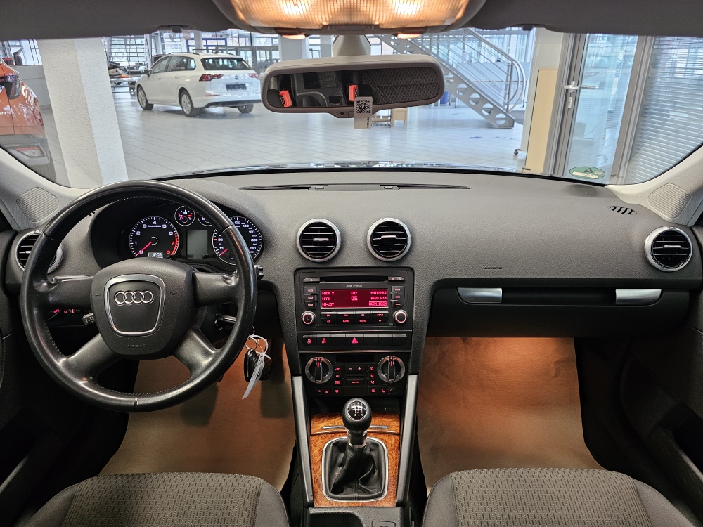 Audi A3 Sportback bei Hoffmann Automobile in Wolfsburg kaufen und sofort mitnehmen - Bild 5