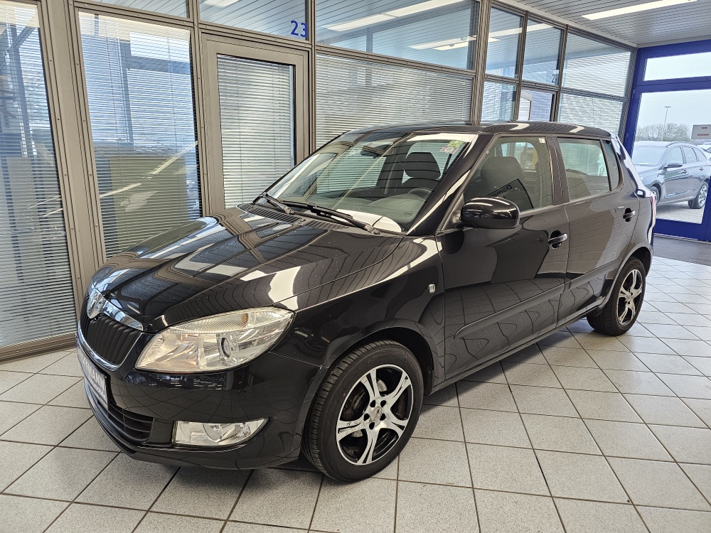 Skoda Fabia  für nur 1.300,- € bei Hoffmann Automobile in Wolfsburg kaufen und sofort mitnehmen