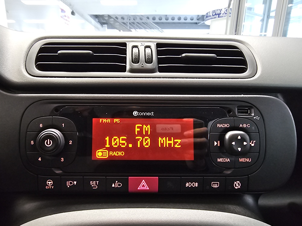 Fiat Panda bei Hoffmann Automobile in Wolfsburg kaufen und sofort mitnehmen - Bild 9