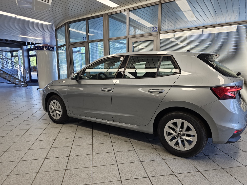 Skoda Fabia bei Hoffmann Automobile in Wolfsburg kaufen und sofort mitnehmen - Bild 23