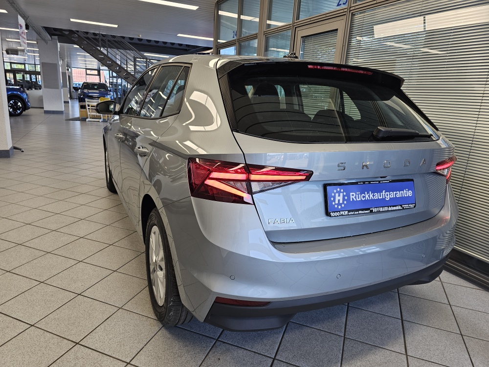 Skoda Fabia bei Hoffmann Automobile in Wolfsburg kaufen und sofort mitnehmen - Bild 3