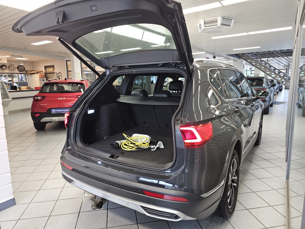 Seat Tarraco bei Hoffmann Automobile in Wolfsburg kaufen und sofort mitnehmen - Bild 2