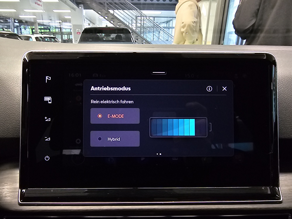 Seat Tarraco bei Hoffmann Automobile in Wolfsburg kaufen und sofort mitnehmen - Bild 22