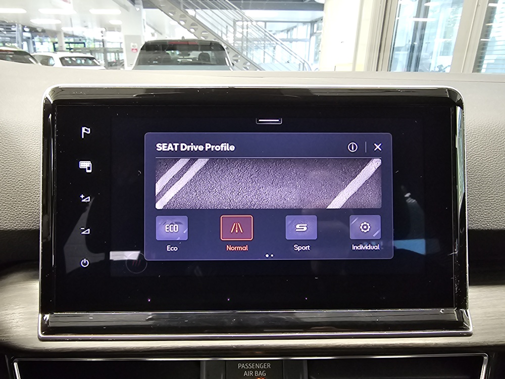 Seat Tarraco bei Hoffmann Automobile in Wolfsburg kaufen und sofort mitnehmen - Bild 25
