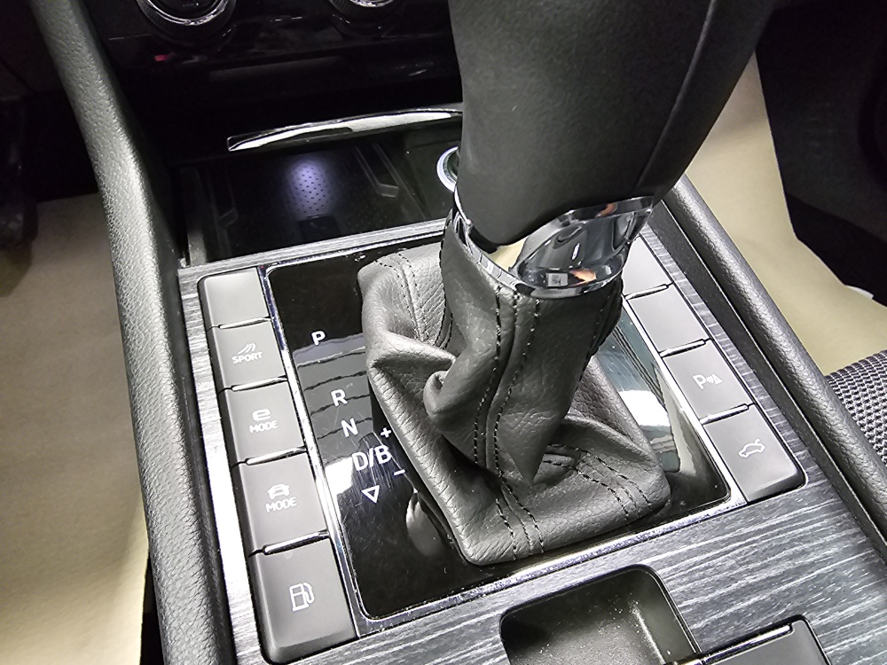 Skoda Superb Combi bei Hoffmann Automobile in Wolfsburg kaufen und sofort mitnehmen - Bild 10