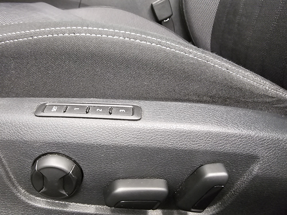 Skoda Superb Combi bei Hoffmann Automobile in Wolfsburg kaufen und sofort mitnehmen - Bild 31