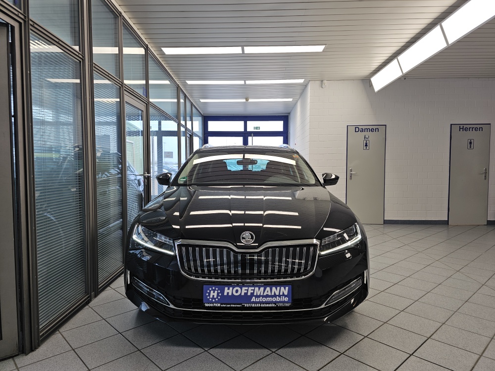 Skoda Superb Combi bei Hoffmann Automobile in Wolfsburg kaufen und sofort mitnehmen - Bild 34